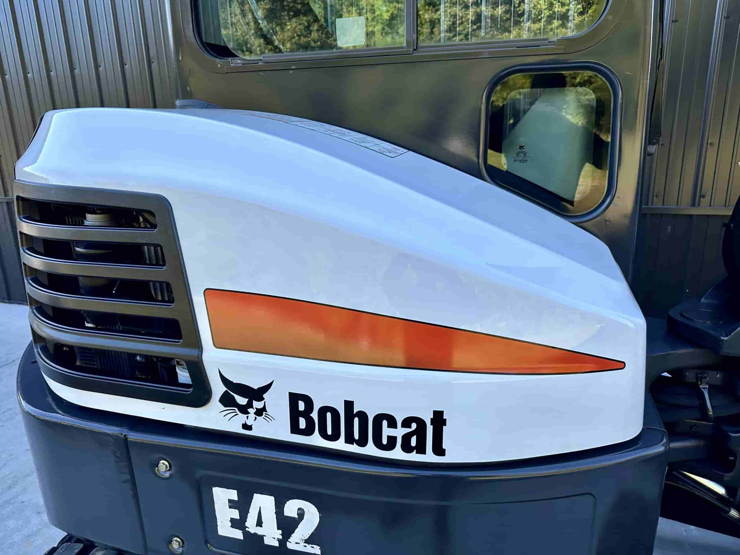 2017 BOBCAT E42
